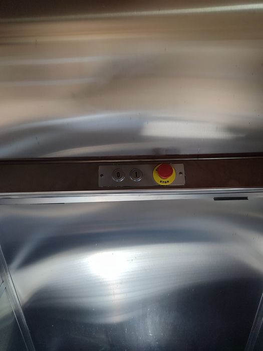 Elevador, Porta Cargas