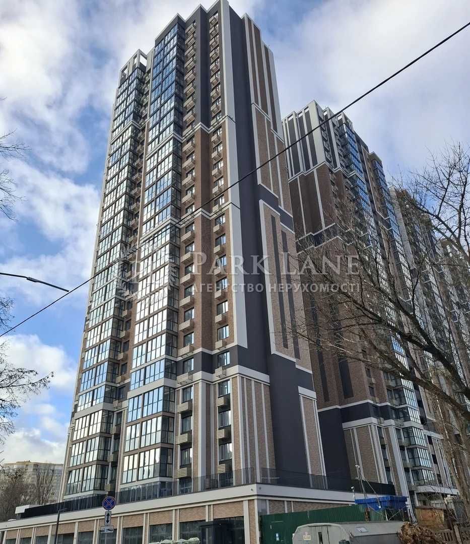 Продаж 3к. квартира з ремонтом ЖК Голосіївський вул. Васильківська 37г