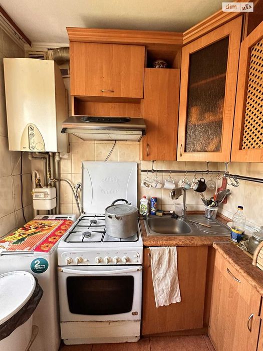 Продаж 3 кімнатної з ао, мікрорайон Сонячний