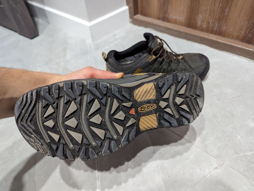 Майже нові трекінгові черевики KEEN Targhee III, розмір 45