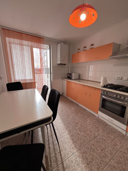 Оренда на Довженка