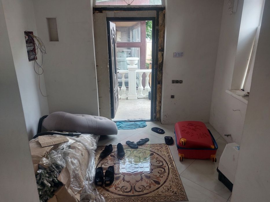 Сдам дом м.Хол.Гора 10мин