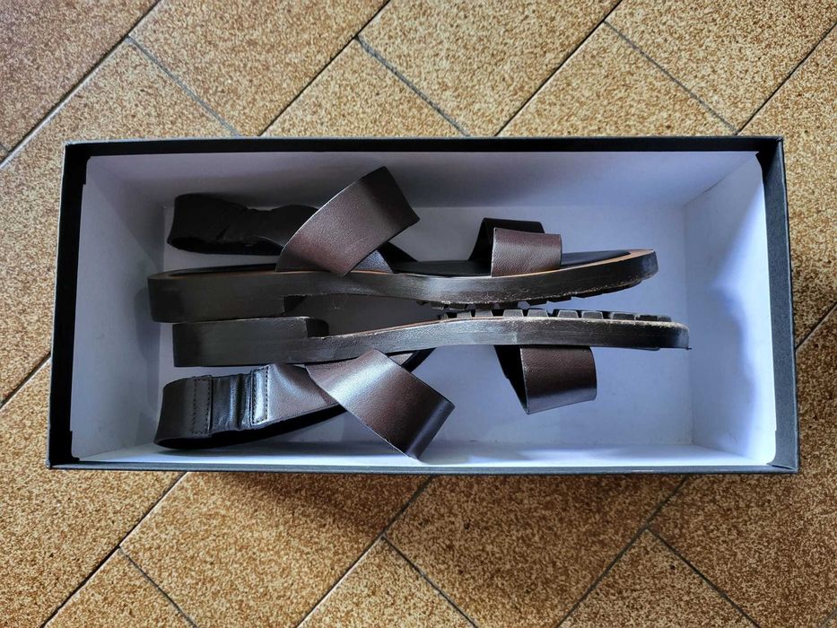 Sandálias pele Massimo Dutti nº36