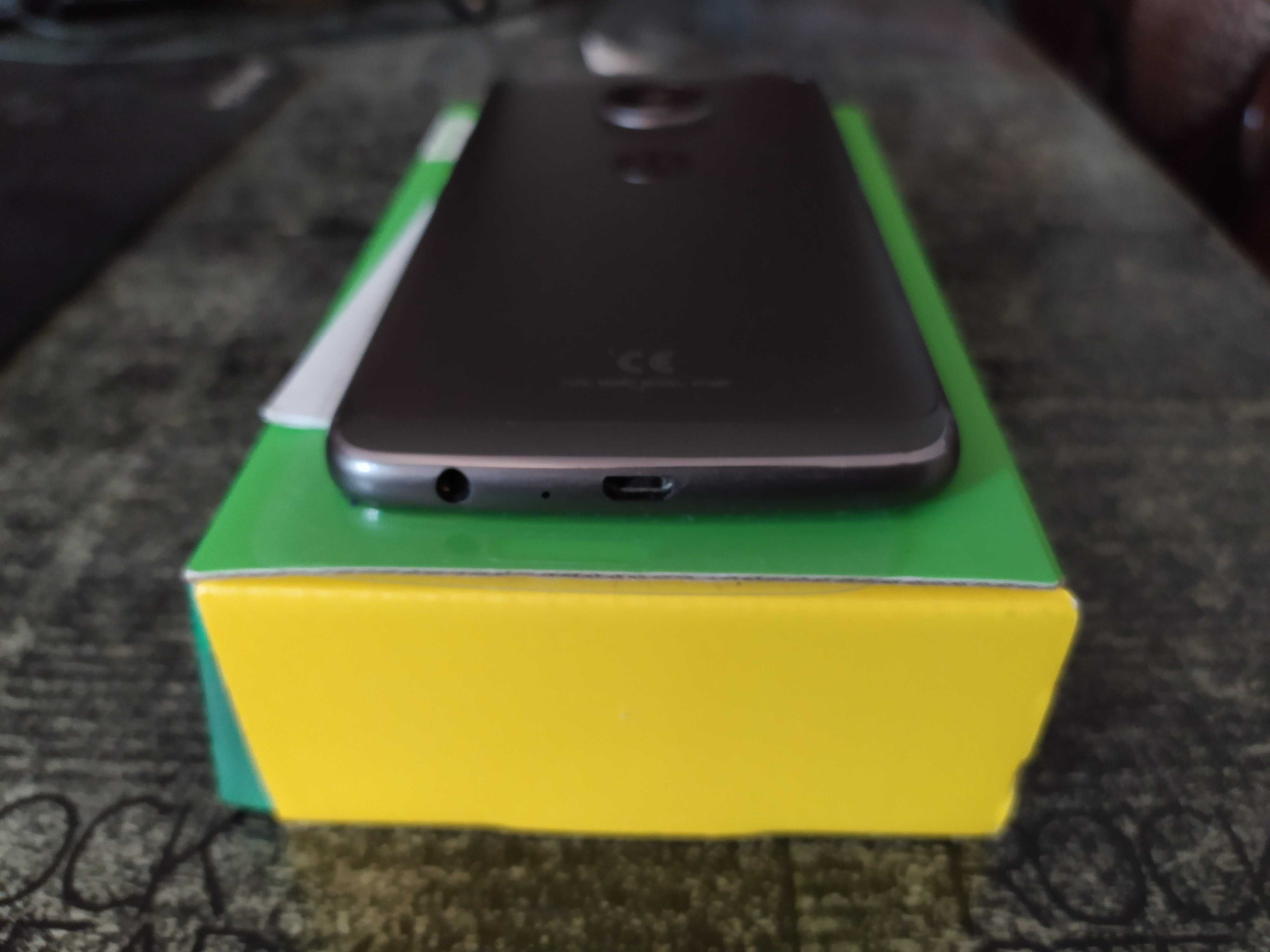 Телефон, андроид смартфон Motorola Moto G5 Plus 4/64