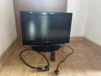 Telewizor LG 26" model 26LG3100 + pilot + kabel SCART