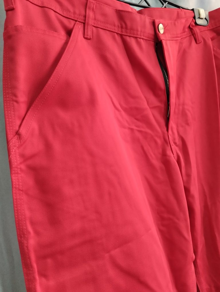 Nowe spodnie robocze czerwone rozm. 100 (pas), L/XL/56