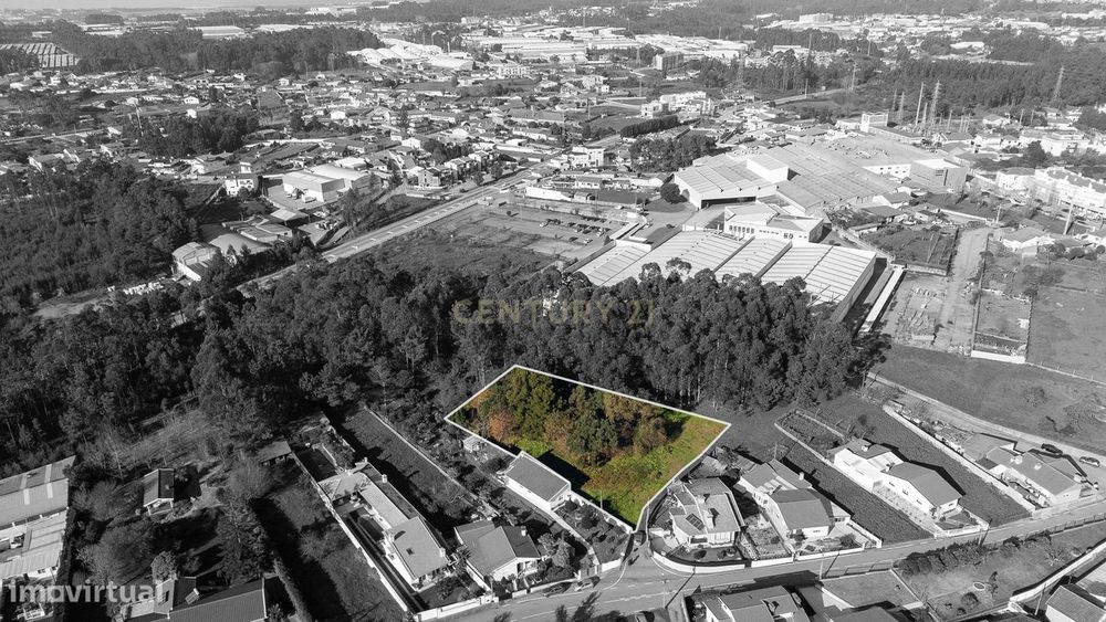 Terreno com 1480m2 em Rio Meão