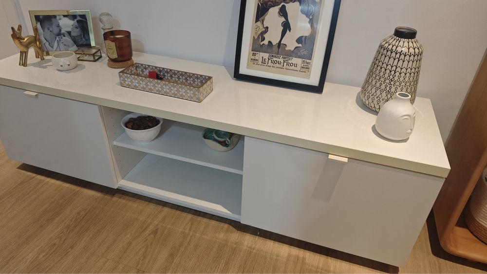 Móvel tv IKEA BYÅS