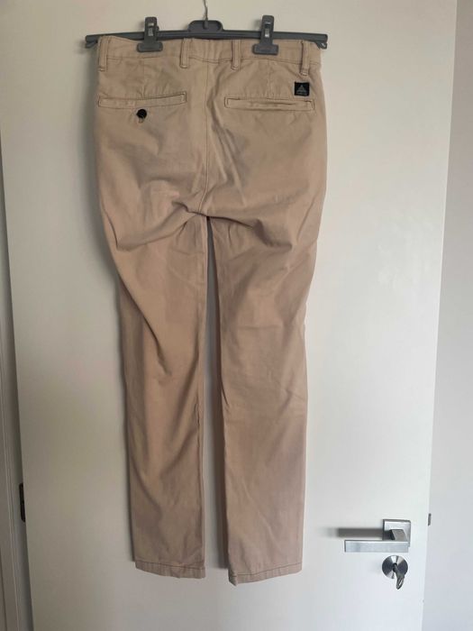 Calças beges, tipo Chinos, com fecho, Zara - 36