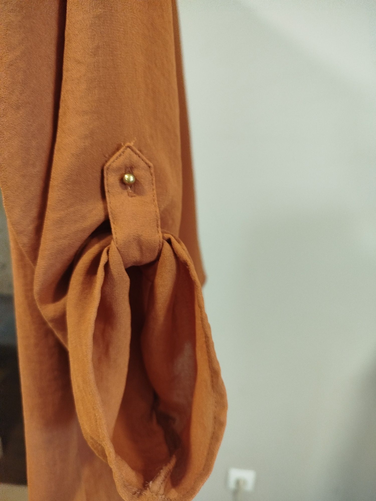 Blusa lisa comprida