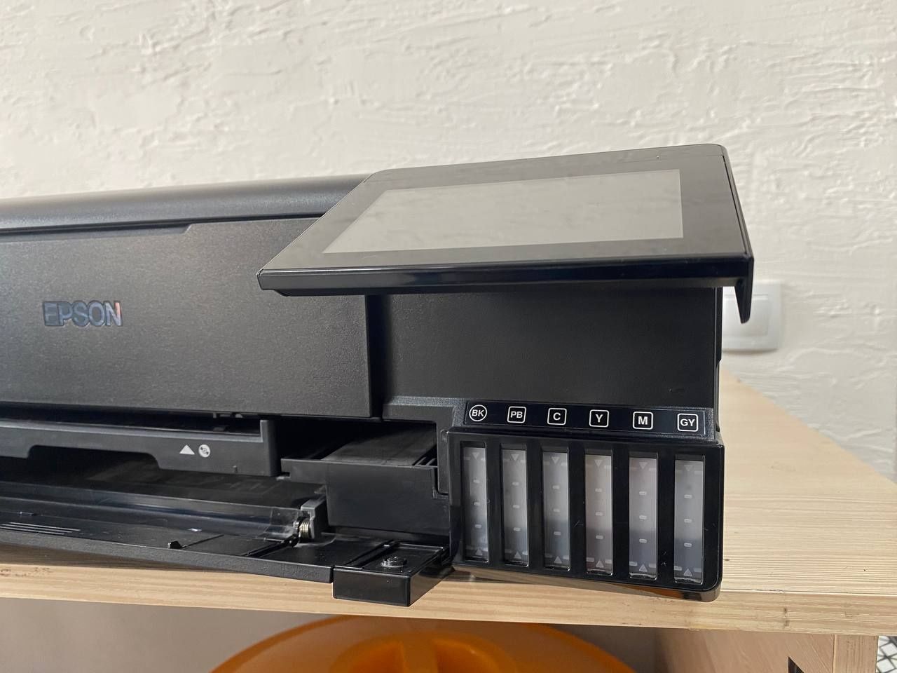 Багатофункціональний пристрій Epson L8180 A3, with Wi Fi, ethernet, du