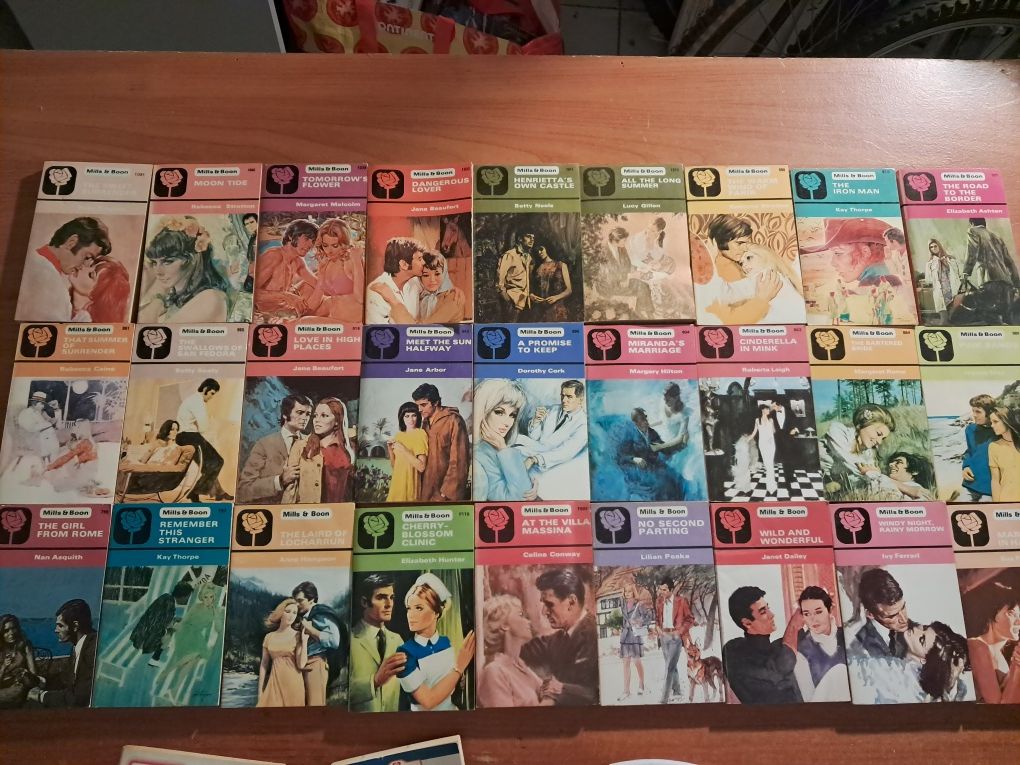 Romances bolso em inglês,Mills & Boon, A Candlelight  ecstasy romance