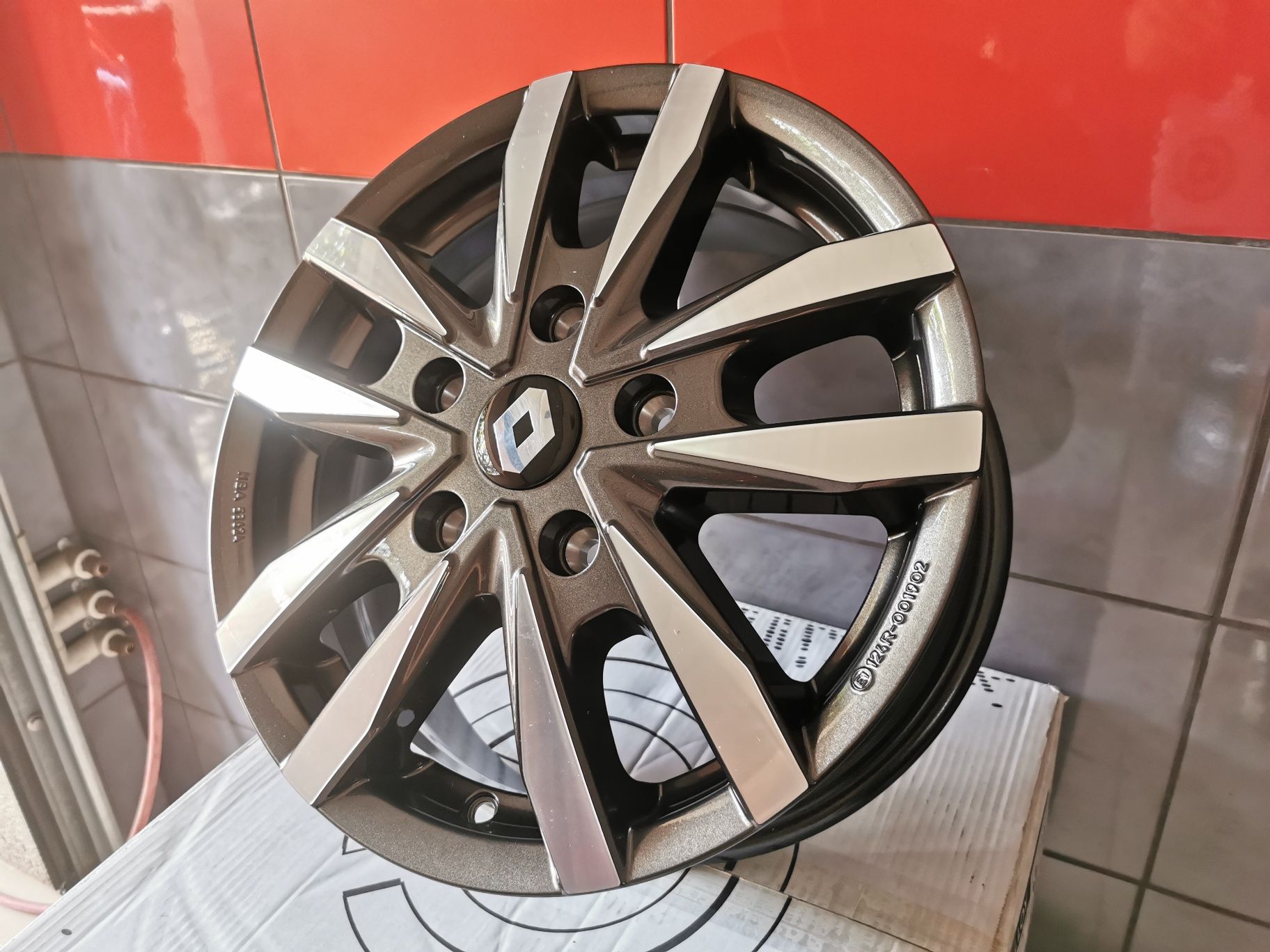 Nowe! FELGI 16" 5x130 Renault Master Peugeot Mercedes Citroen Nissan