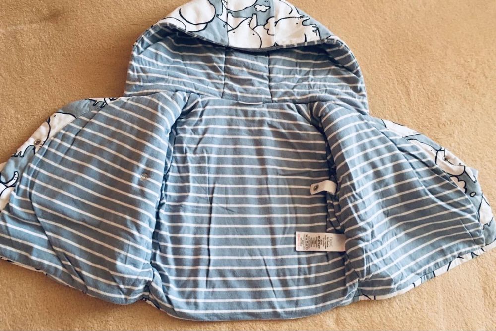 Продам курточку Next  на хлопчика