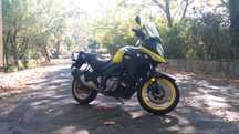 Suzuki V-Storm 650 XT - Aceito troca por carro de 7 Lugares