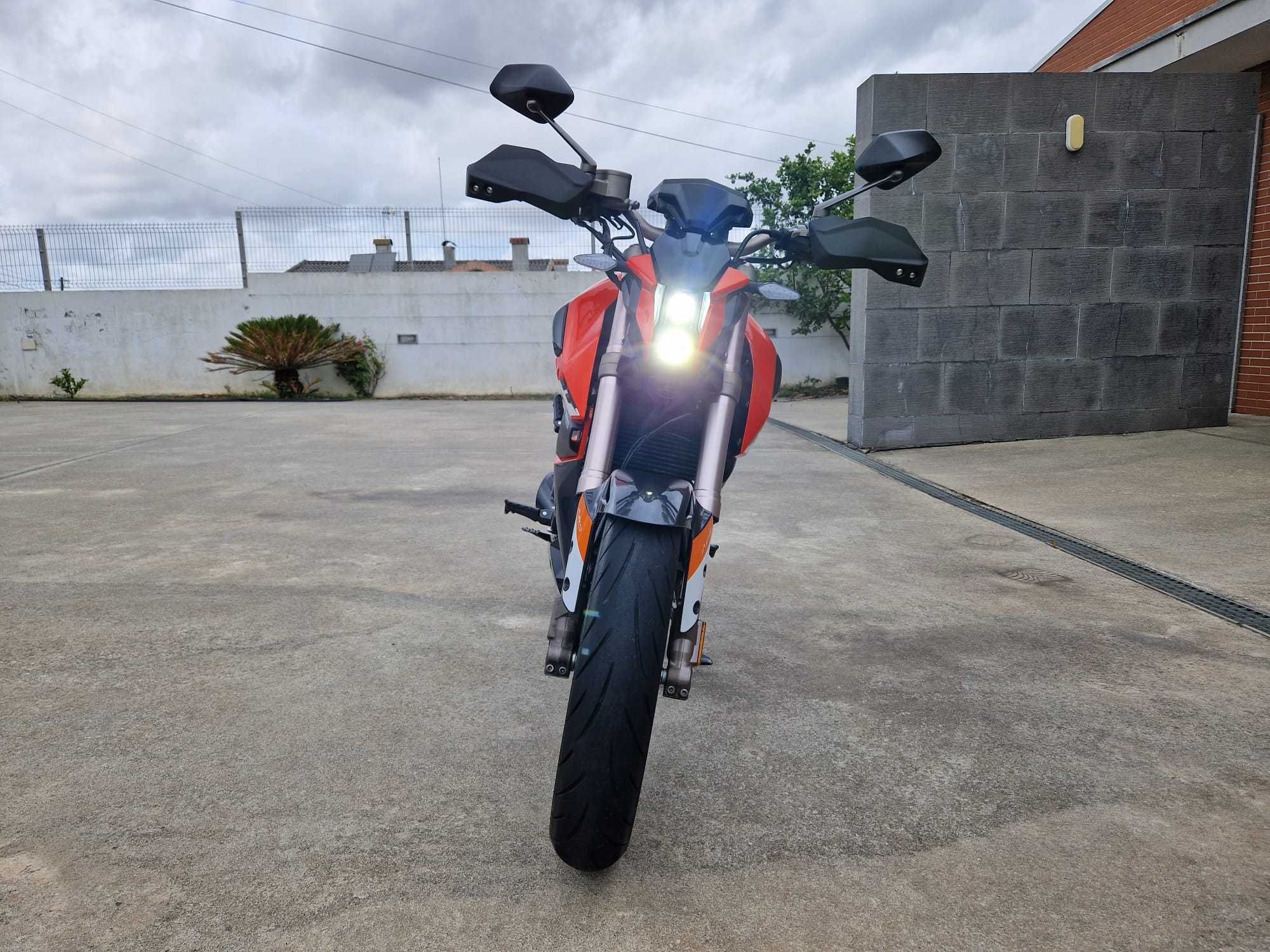 vendo mota Zontes 125