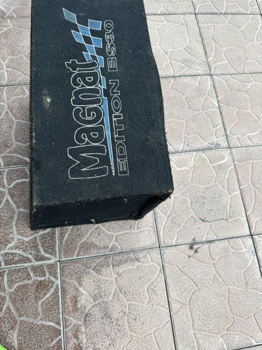 Magnat 800W самбуфер