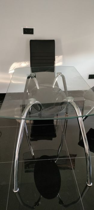 Sprzedam stół szklany  kucheny