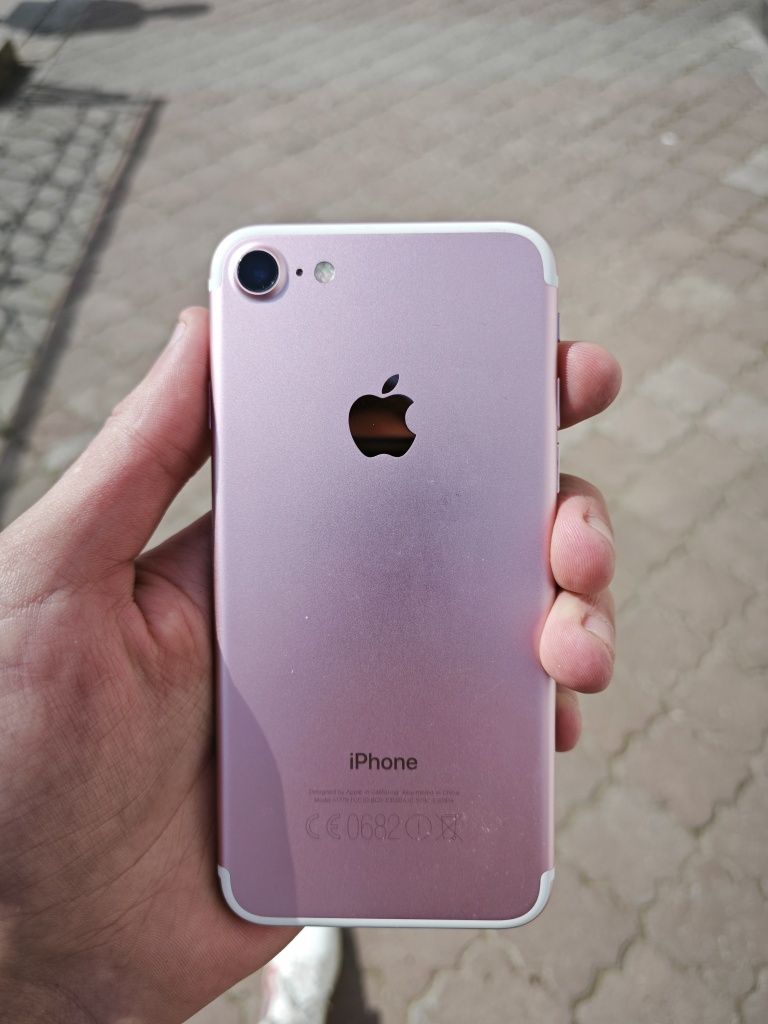 Телефон Apple Iphone 7 128gb