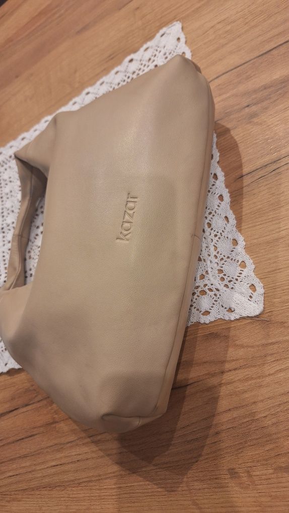 Torebka Kazar boho beżowa do ręki skóra licowa