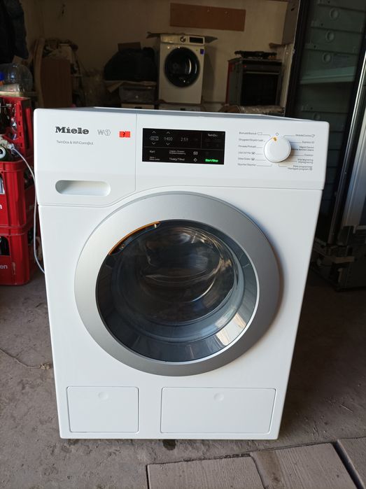 Пральна машина на 8 кг Miele WCE670