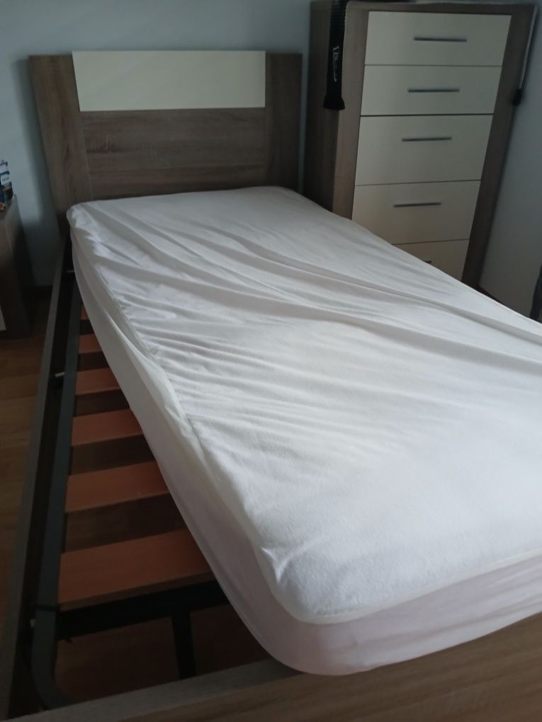 Cama de solteiro + colchão+ rede