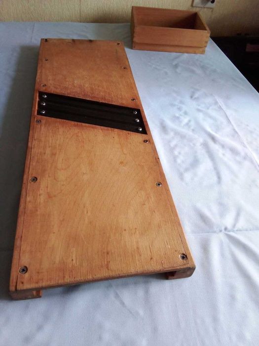 Шатківниця дерев'яна з коробом