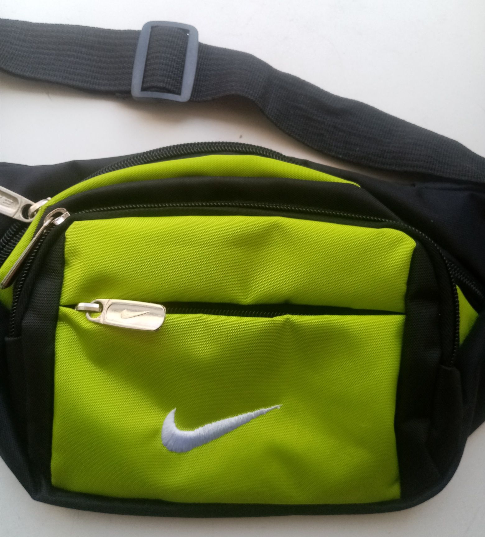 Винтажная сумка на пояс бананка Nike.
Оригинал.