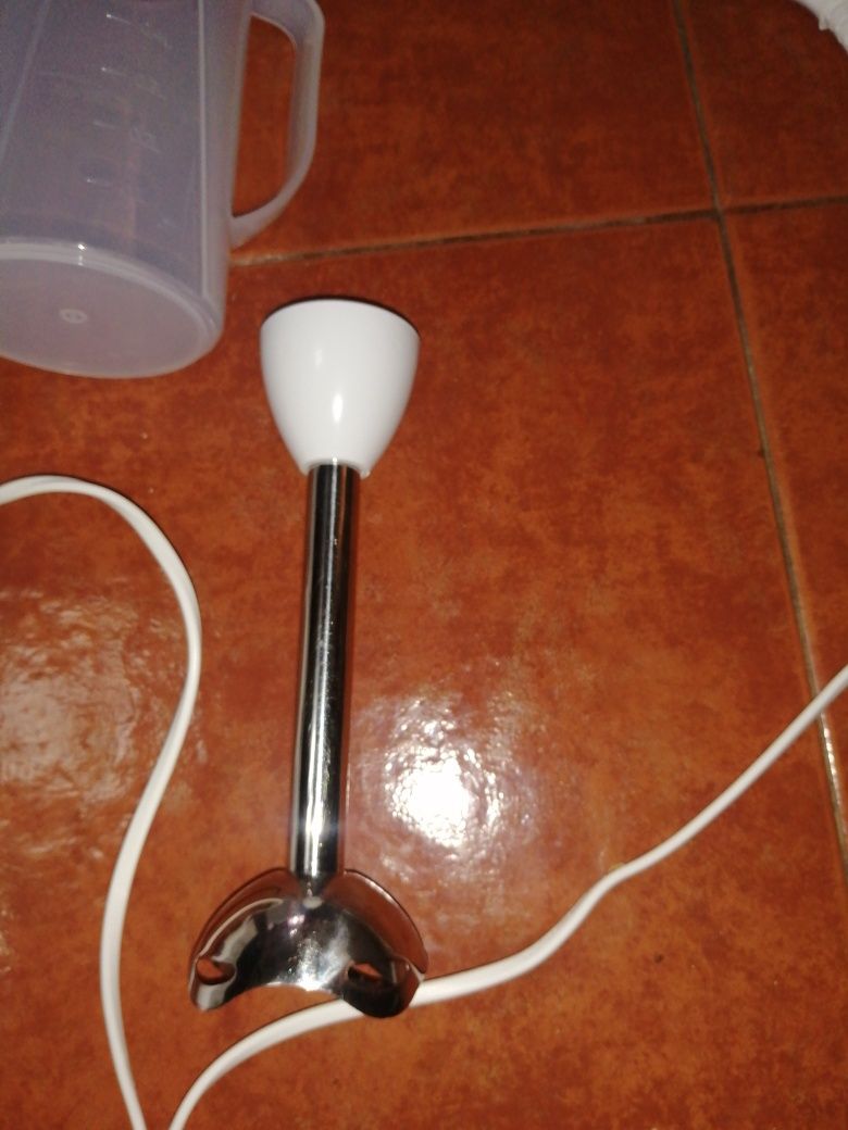Conjunto de varinha mágica e copo, motor avariado.hoffen .