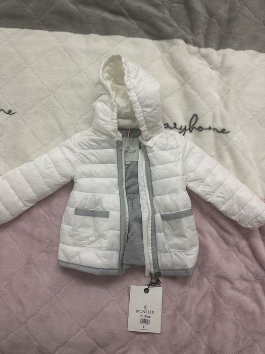 Продам осеннюю курточку