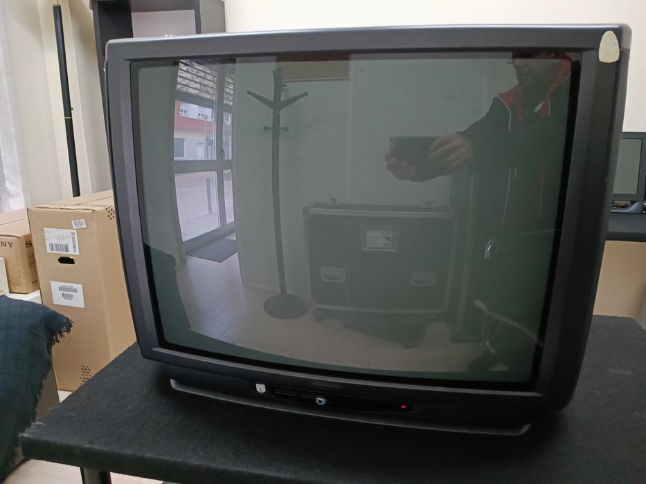 TV Bluesky 50cm em bom estado