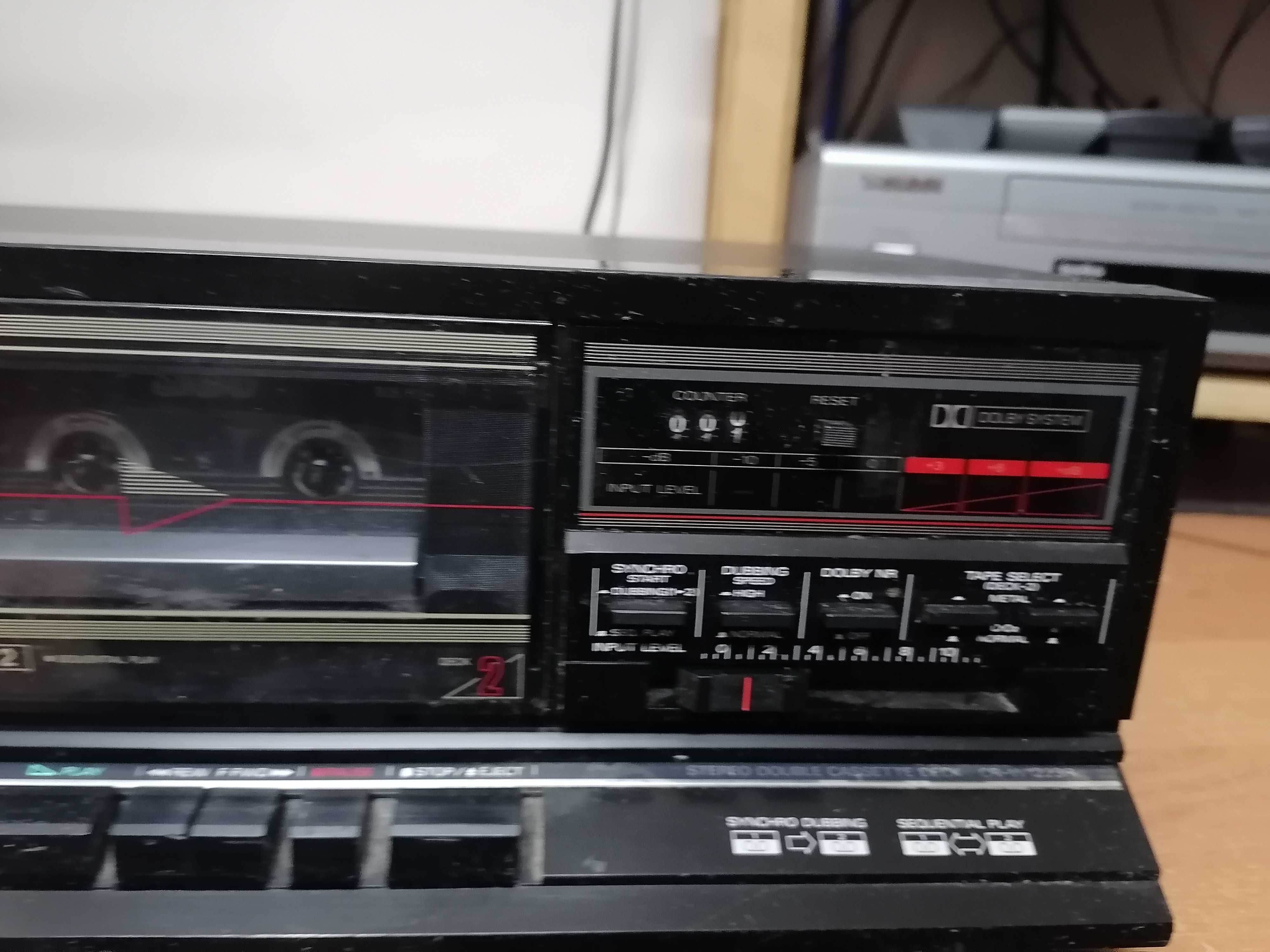 Magnetofon kasetowy Fisher CR-W1223R HIFI