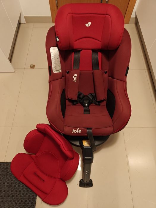 Cadeira Auto Joie i-Spin 360  (0-48 meses)
É certi