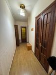 Продам 2к.кв., 2/5, 56м. Рядом Центральный парк, Центр