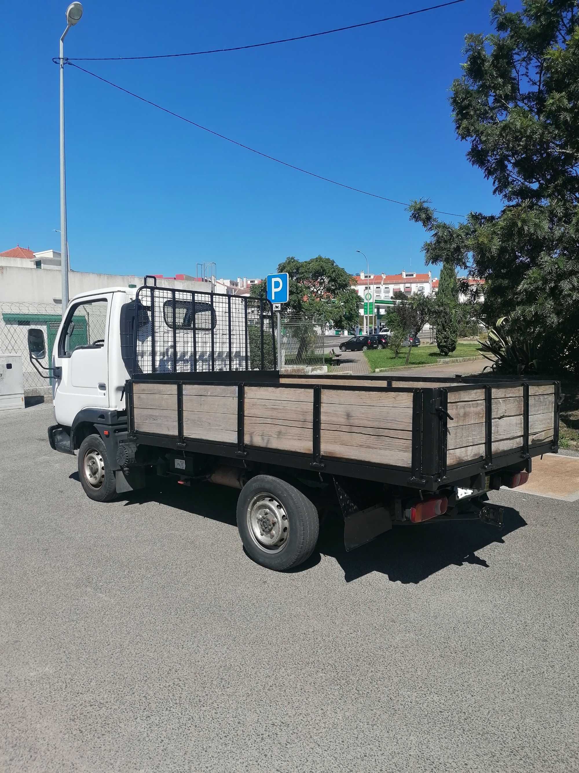 Nissan Cabstar 2002