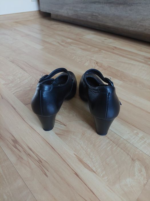 NOWE buty damskie marki Pavers rozmiar 36