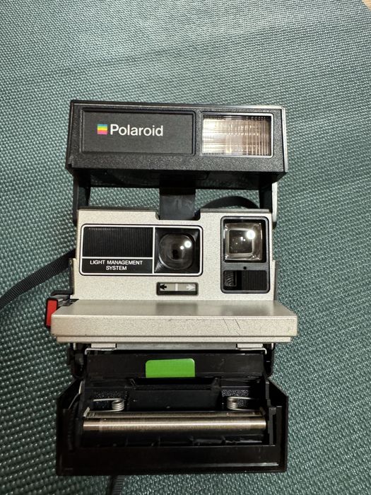 Фотоапарат Polaroid sun 600 LMS