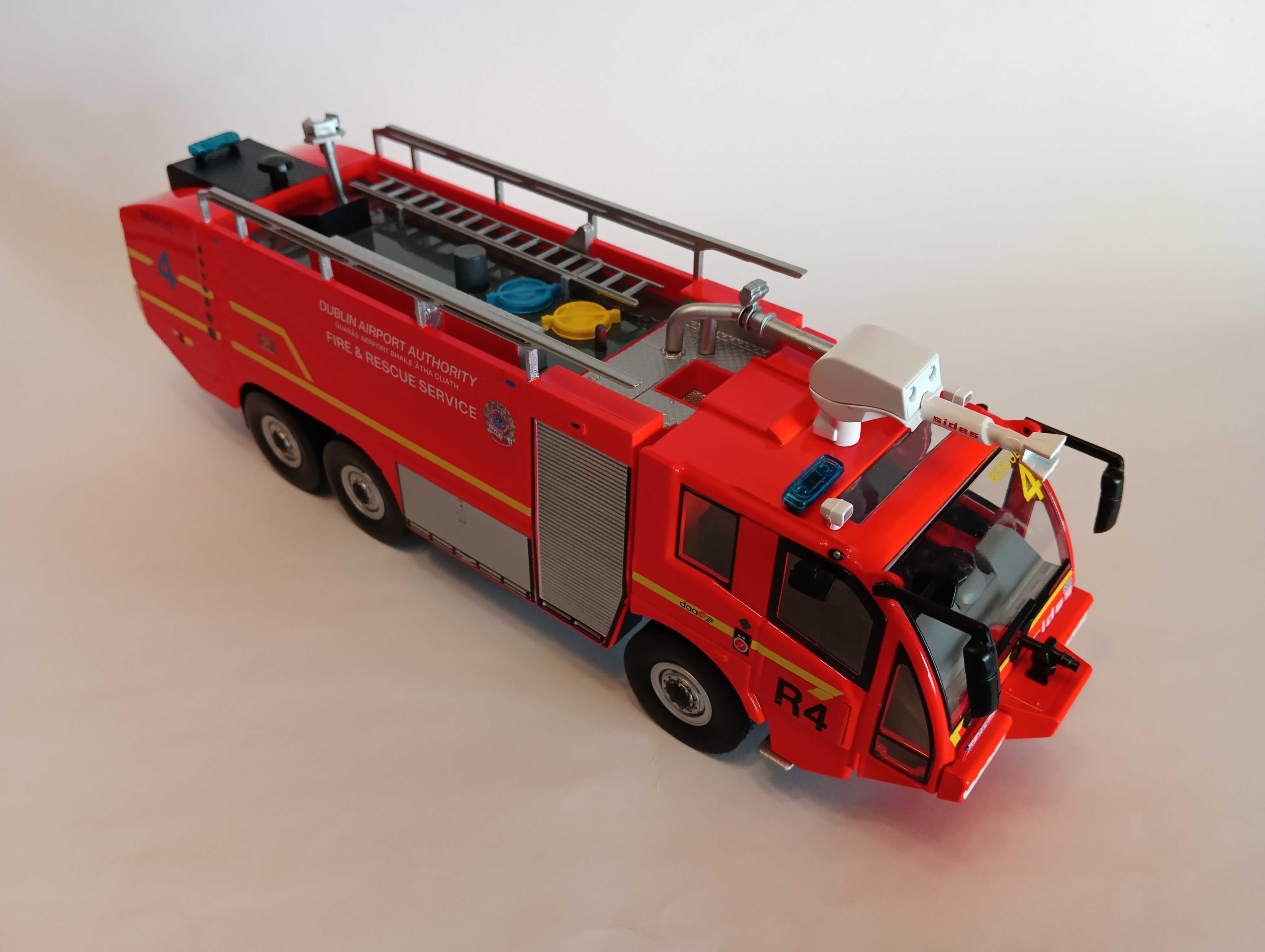 Модель пожарный автомобиль Sides S3X, Ixo/Atlas 1:43