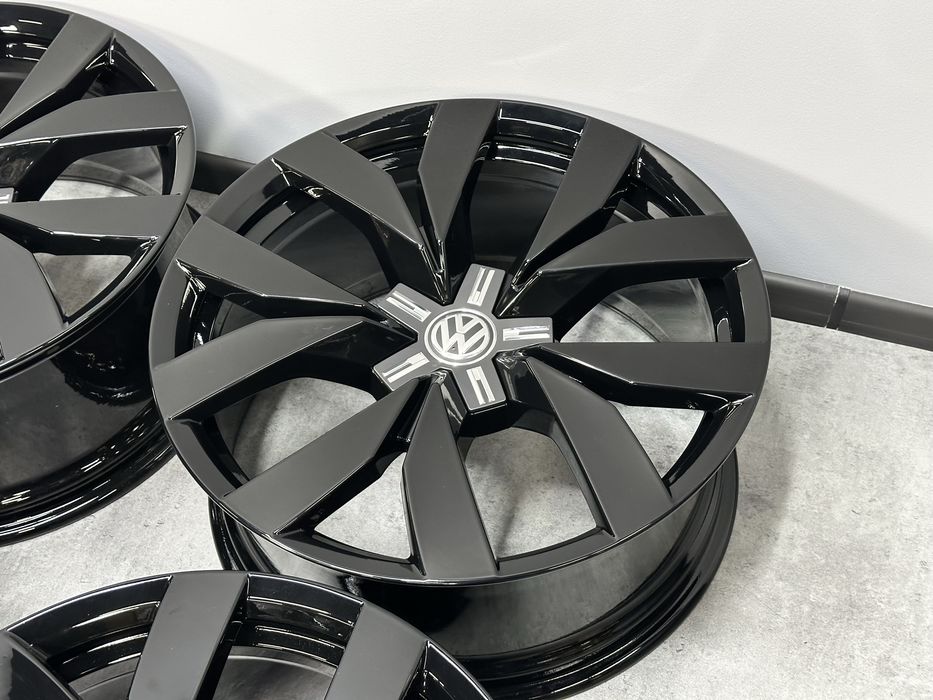 Оригінальні диски Volkswagen VW Touareg Montero 5x112 R20. 760601025C