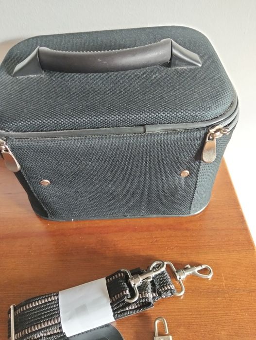 Nécessaire mala maquilhagem B.N.T