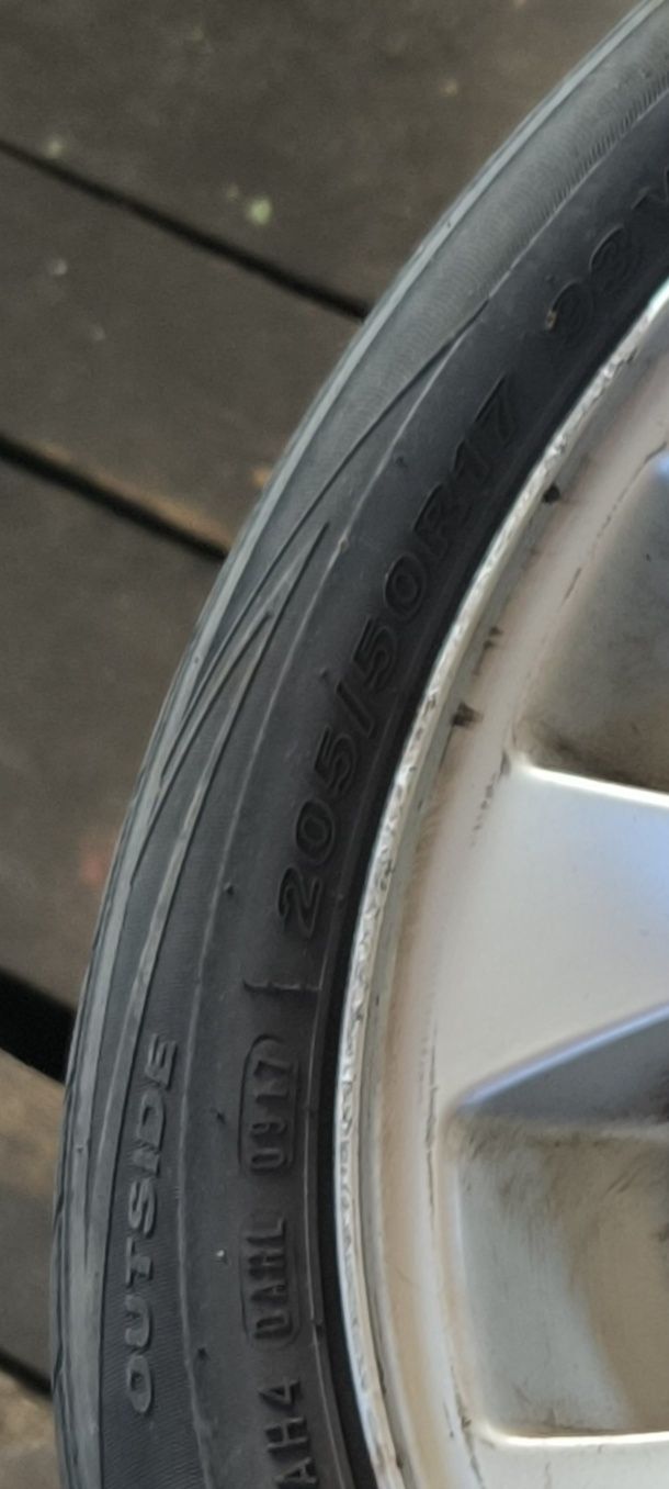 Koła opony Felgi BMW 205/50 r17 205/50/17