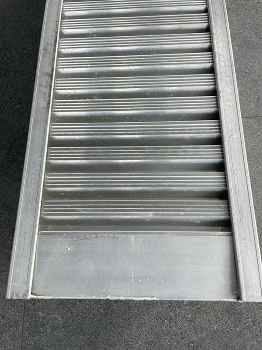 Aluminiowe najazdy 3.2m Nowe od Gunter Grossmann