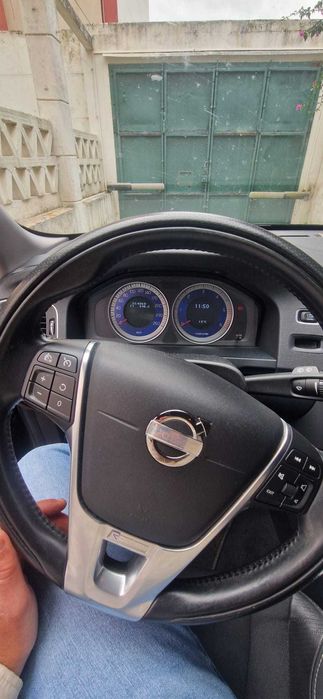 volvo v60 r design