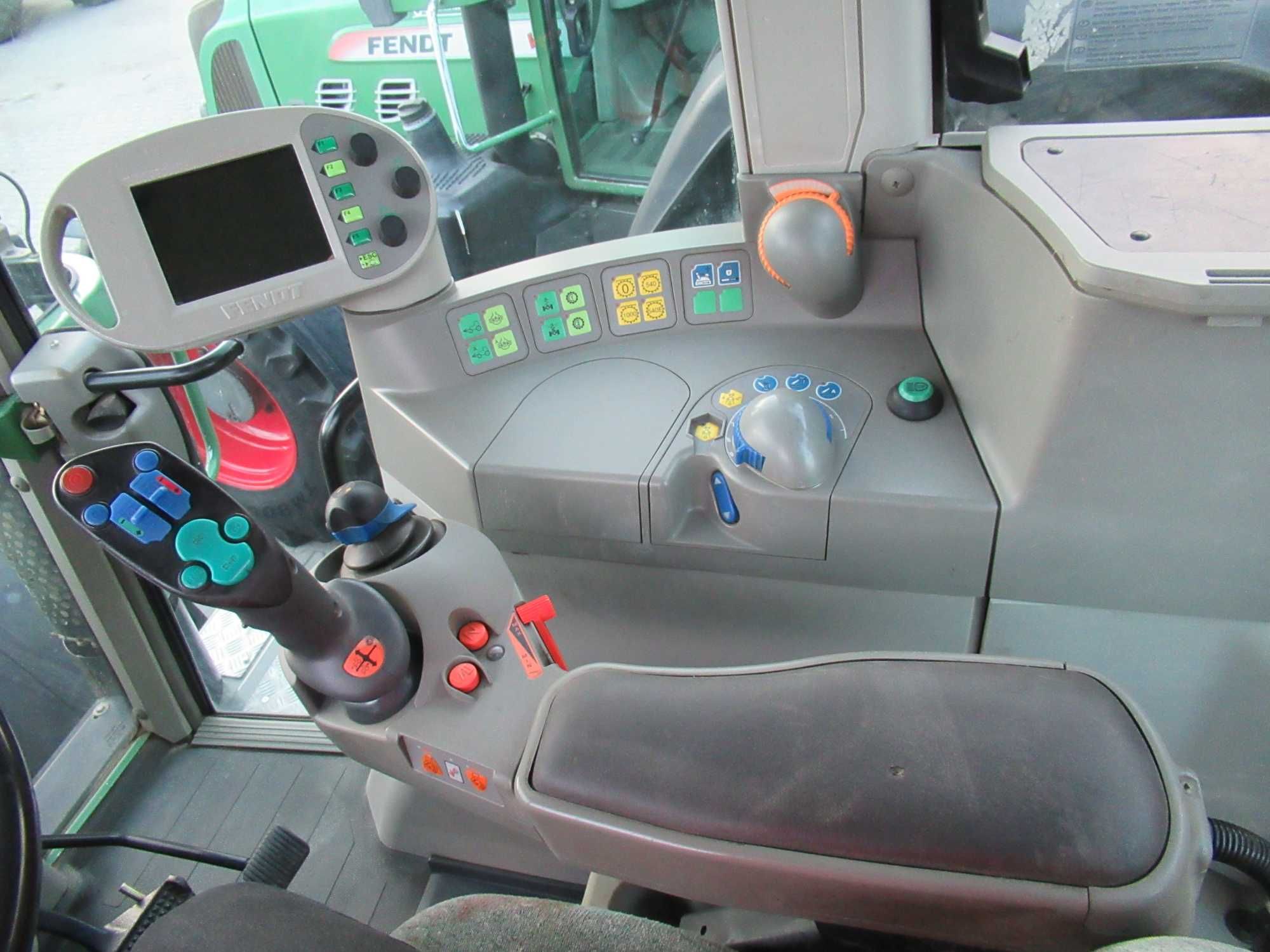 ciagnik Fendt 714 Vario TMS Com 2 Com3