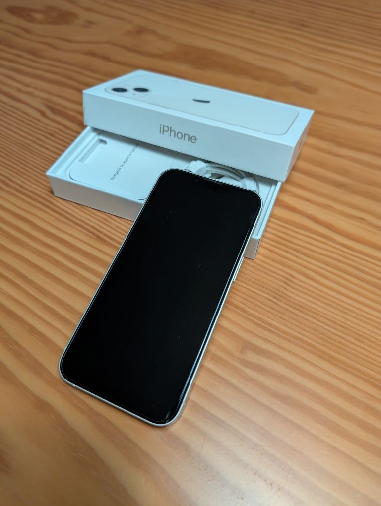 iPhone 13 128GB Branco