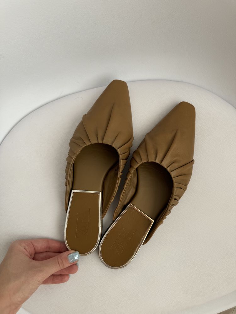 Мюлі, шльопки zara