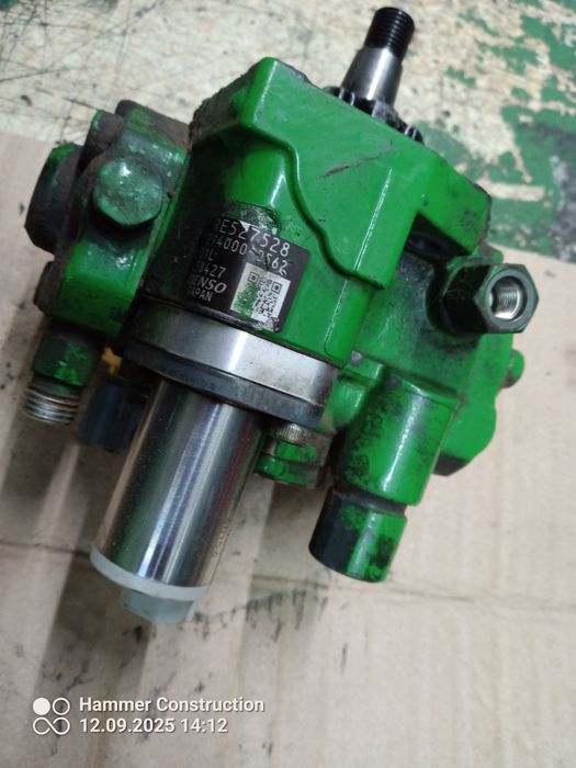 Pompa wtryskowa ( wysokiego ciśnienia) John Deere polecam.