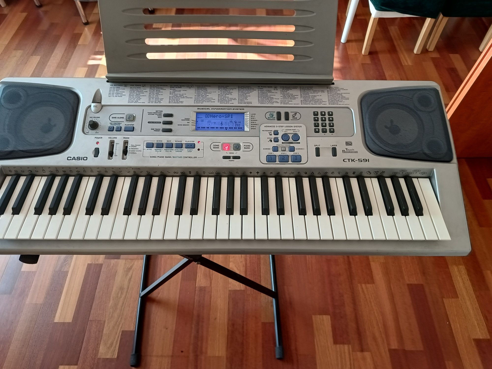 Sprzedam keybord Casio CTK-591