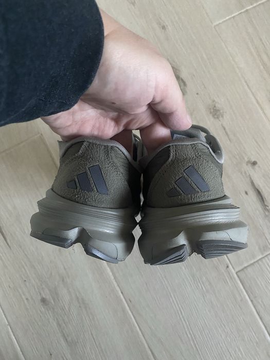 Кросівки, кроссовки adidas QUESTAR 3 RUNNING SHOES