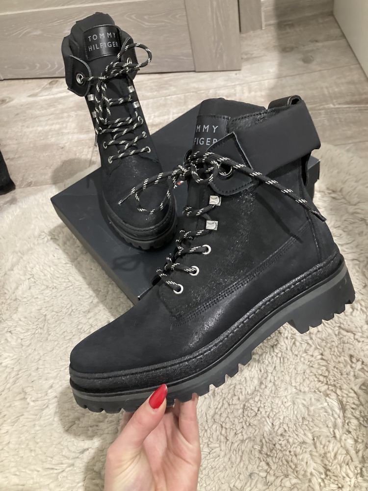 Nowe trapery Tommy Hilfiger